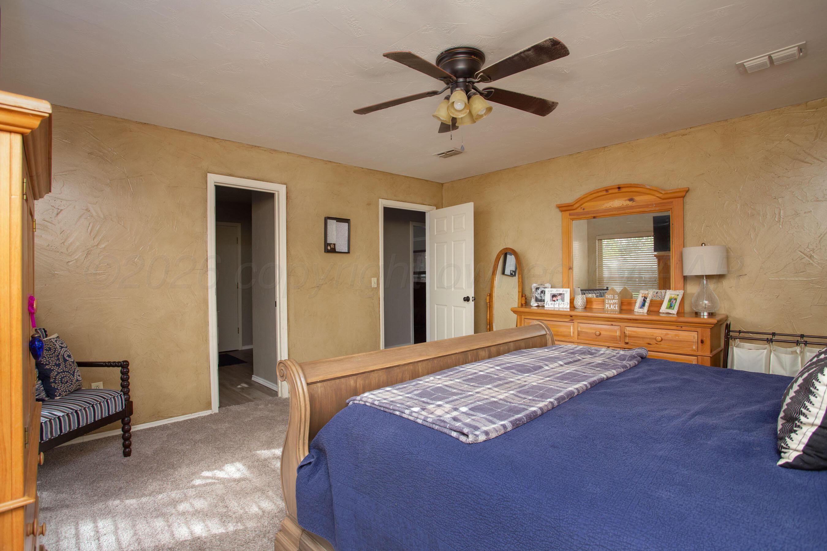6402 Drexel Road Amarillo, TX 79109 - Photo 14 of 28 Primary Bedroom