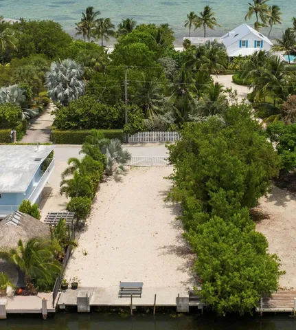 $6,700,000 | 109 Columbus Drive, Islamorada, FL 33036
