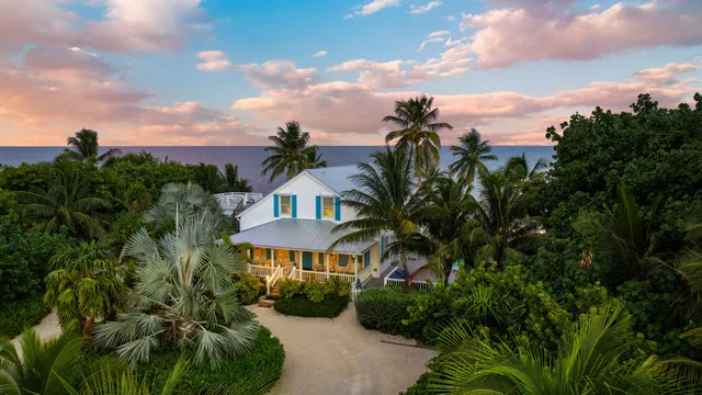 $6,700,000 | 109 Columbus Drive, Islamorada, FL 33036