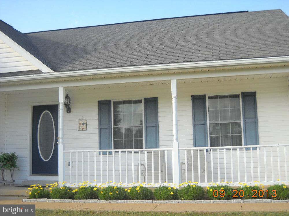 642 Doe Run Road Inwood, WV 25428 - Photo 2 of 25 Exterior (Front)