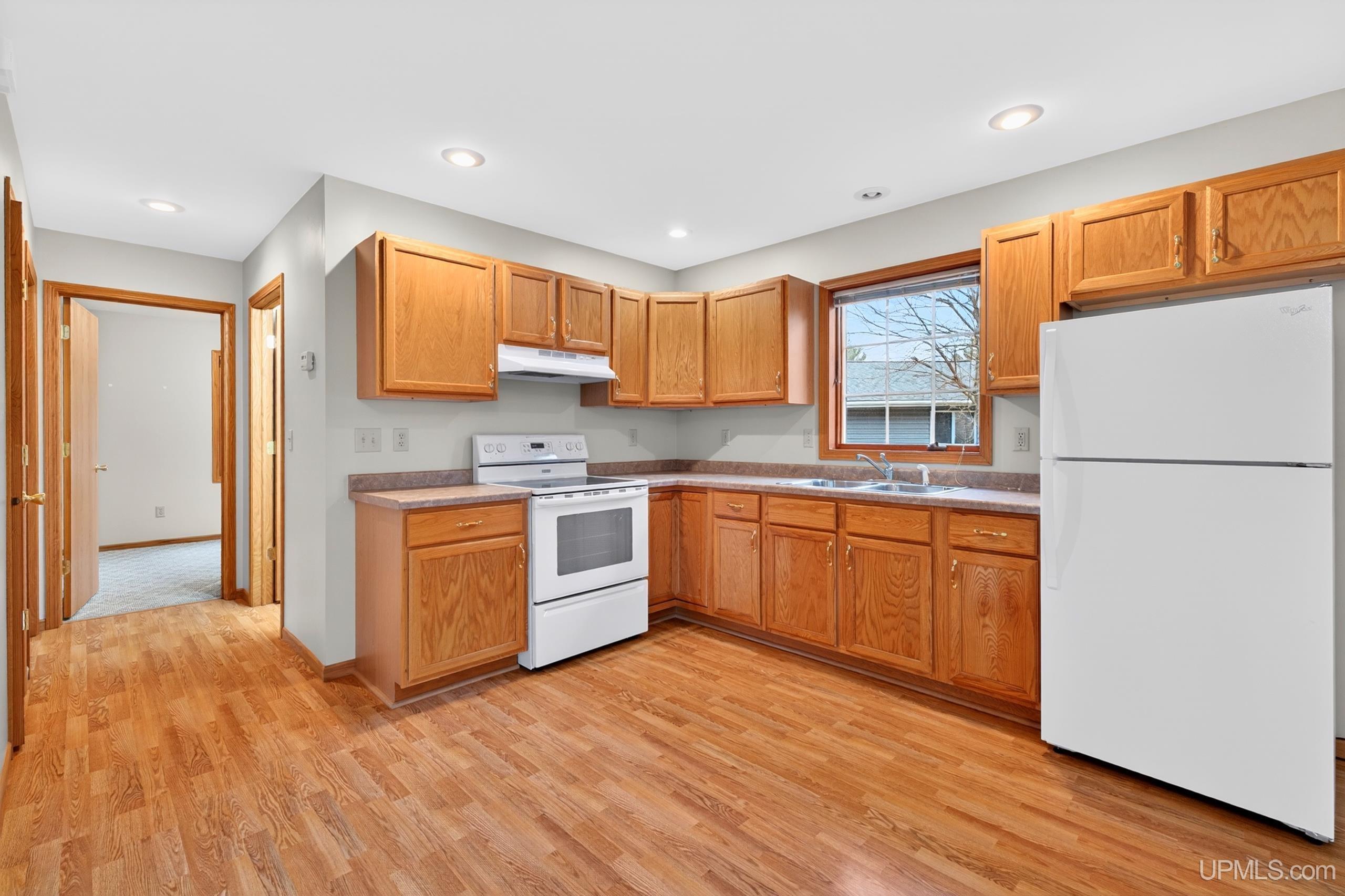 7643 Rivers Bend Drive Manistique, MI 49854 - Photo 14 of 40