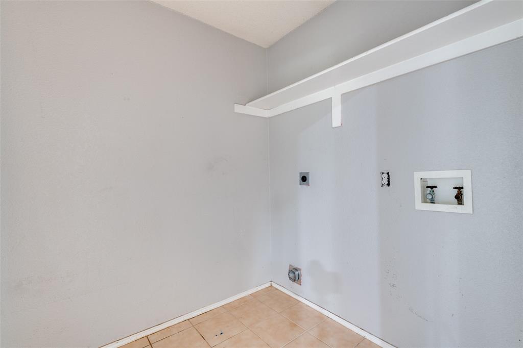 107 Bowie Street Forney, TX 75126 - Photo 12 of 25 a view of small space