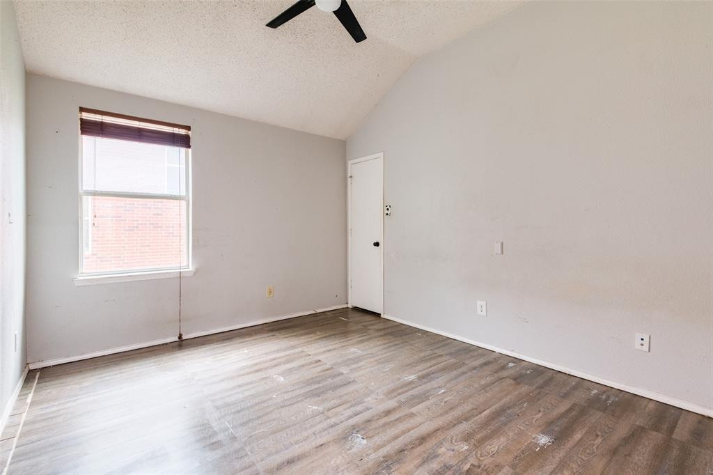 107 Bowie Street Forney, TX 75126 - Photo 20 of 25 an empty room with window