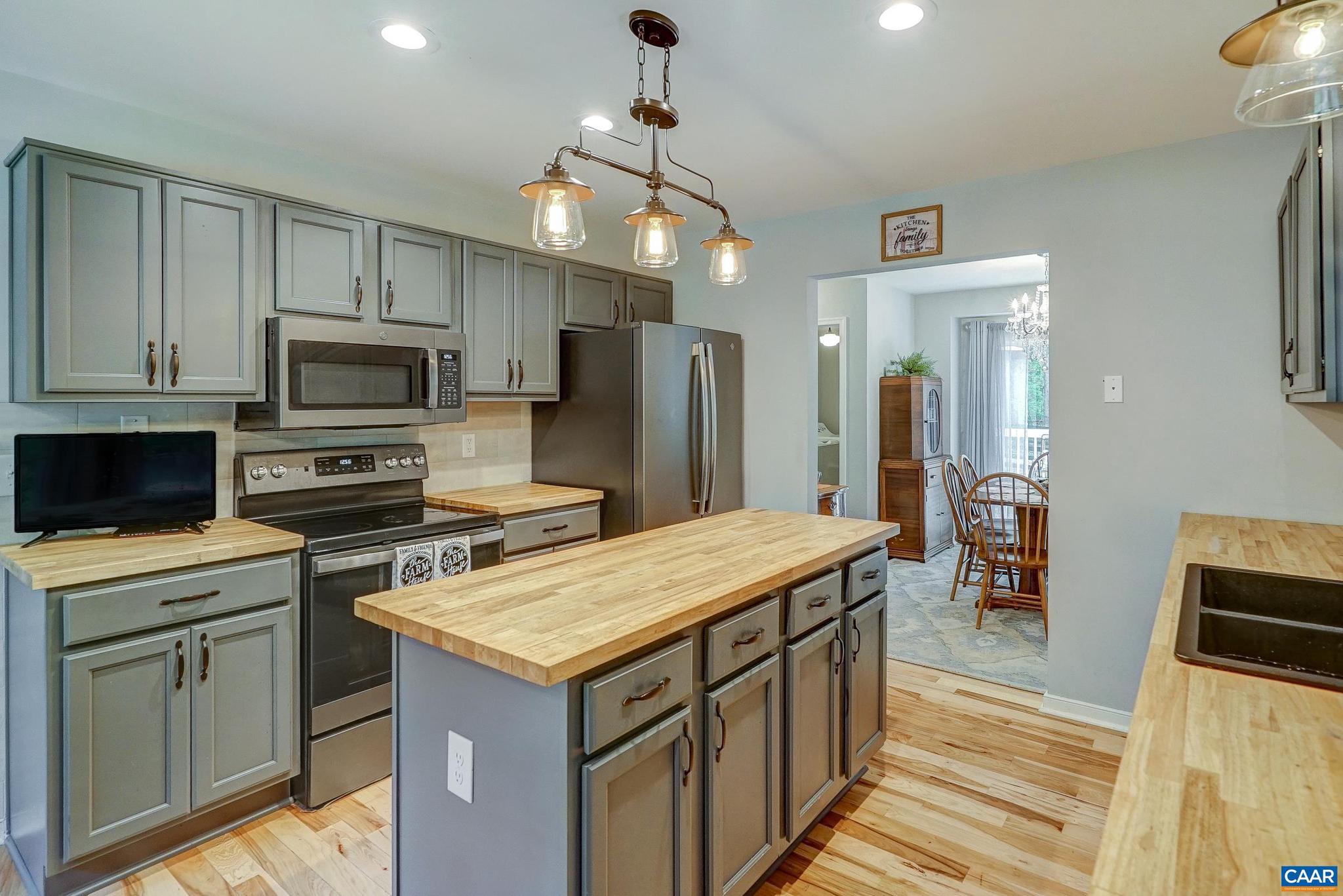 550 Grace Johnson Road Kents Store, VA 23084 - Photo 4 of 67