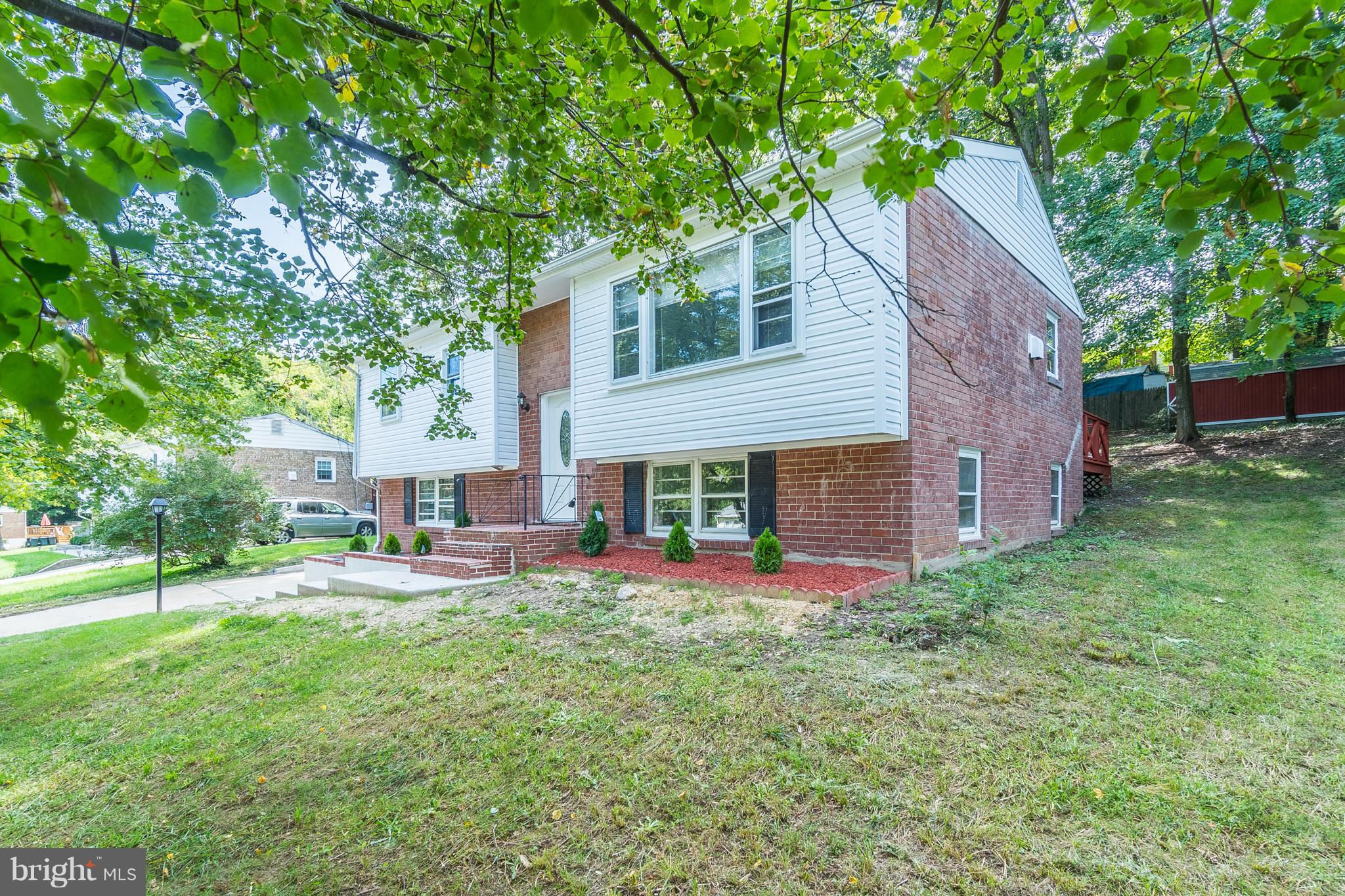 5413 Trent Street Clinton, MD 20735 - Photo 2 of 29 Exterior (Front)