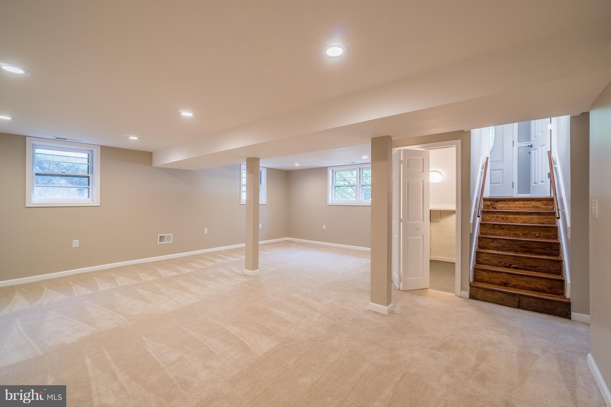 5413 Trent Street Clinton, MD 20735 - Photo 16 of 29 Family Room