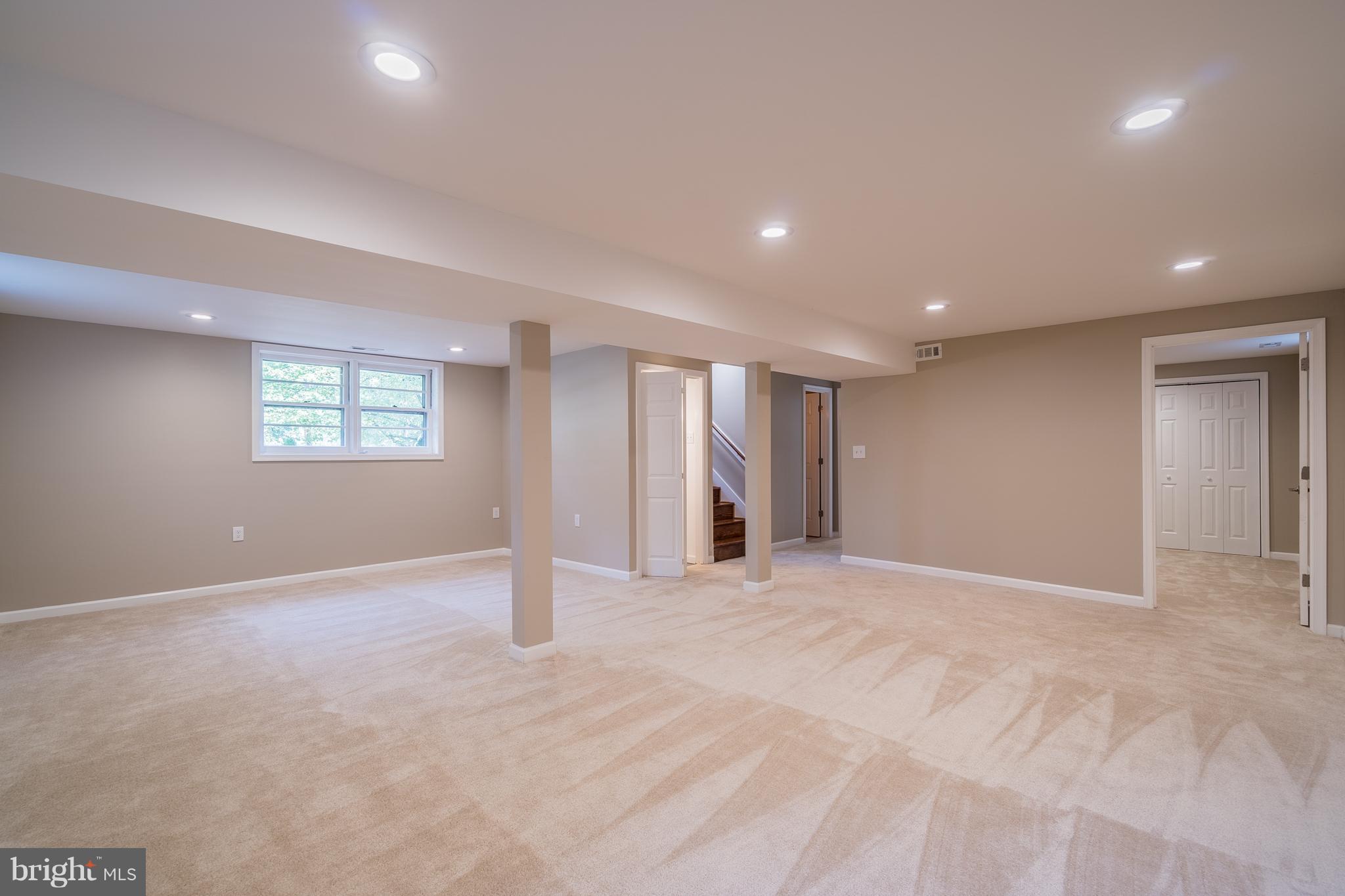 5413 Trent Street Clinton, MD 20735 - Photo 19 of 29 Family Room