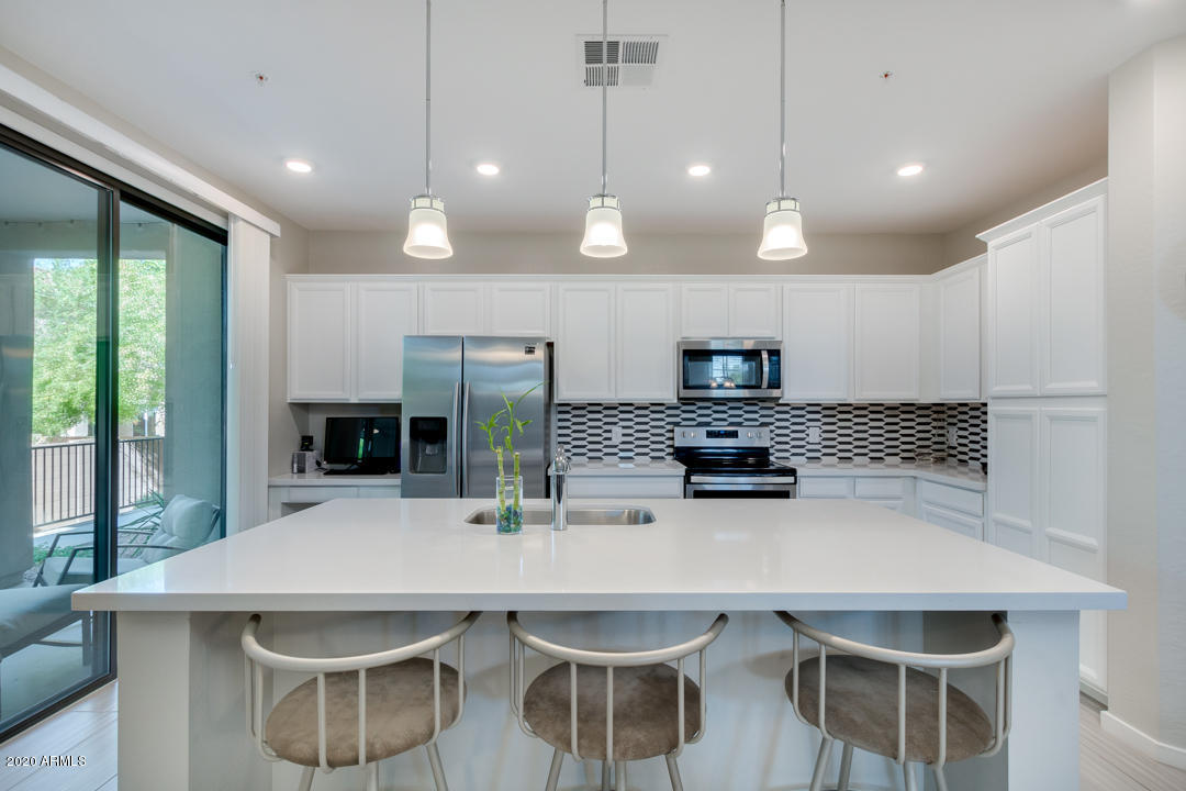 3900 East Baseline Road, Unit 161 Phoenix, AZ 85042 - Photo 7 of 28 09-Baseline