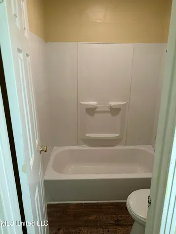 $1,325 | 1117 Woodfield Drive, Jackson, MS 39211