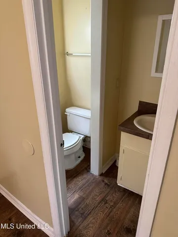 $1,325 | 1117 Woodfield Drive, Jackson, MS 39211