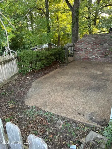 $1,325 | 1117 Woodfield Drive, Jackson, MS 39211