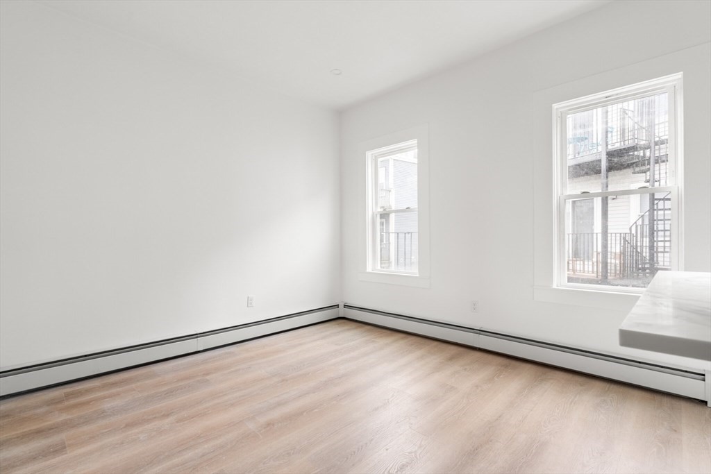 467 East 3rd Street, Unit 3 Boston, MA 02127 - Photo 7 of 19