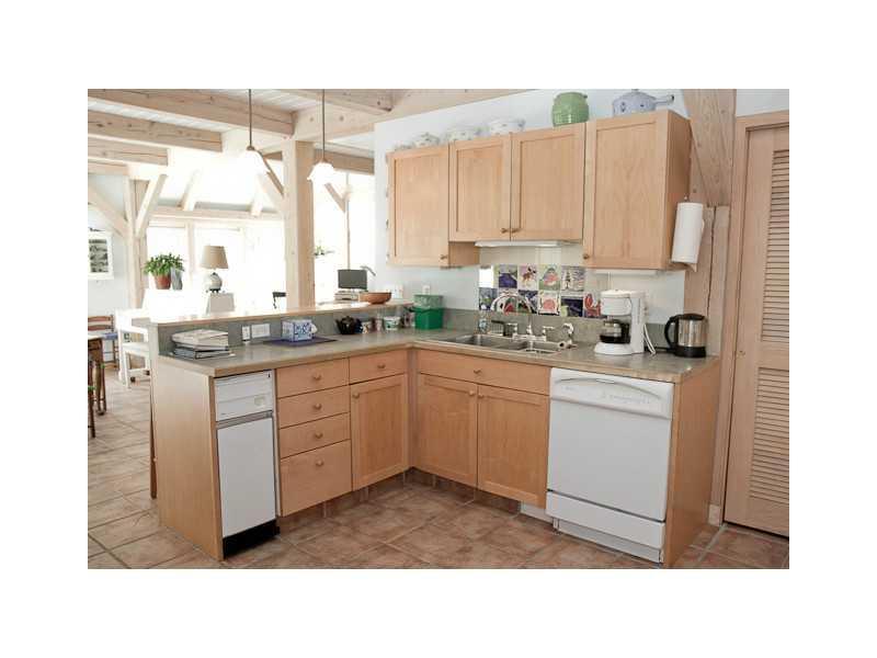 359 Montsweag Road Woolwich, ME 04579 - Photo 9 of 34 Kitchen.