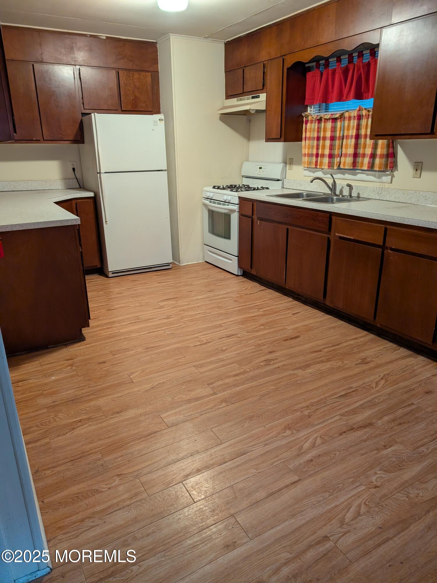 104 Sunset Road Brick, NJ 08723 - Photo 2 of 4 PXL_20250425_230209500