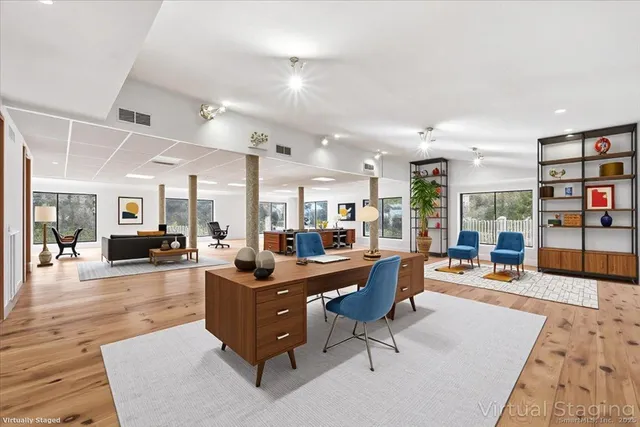 $829,000 | 33 Deep River Road, Essex, CT 06409