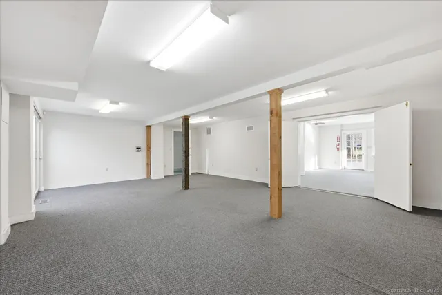 $829,000 | 33 Deep River Road, Essex, CT 06409