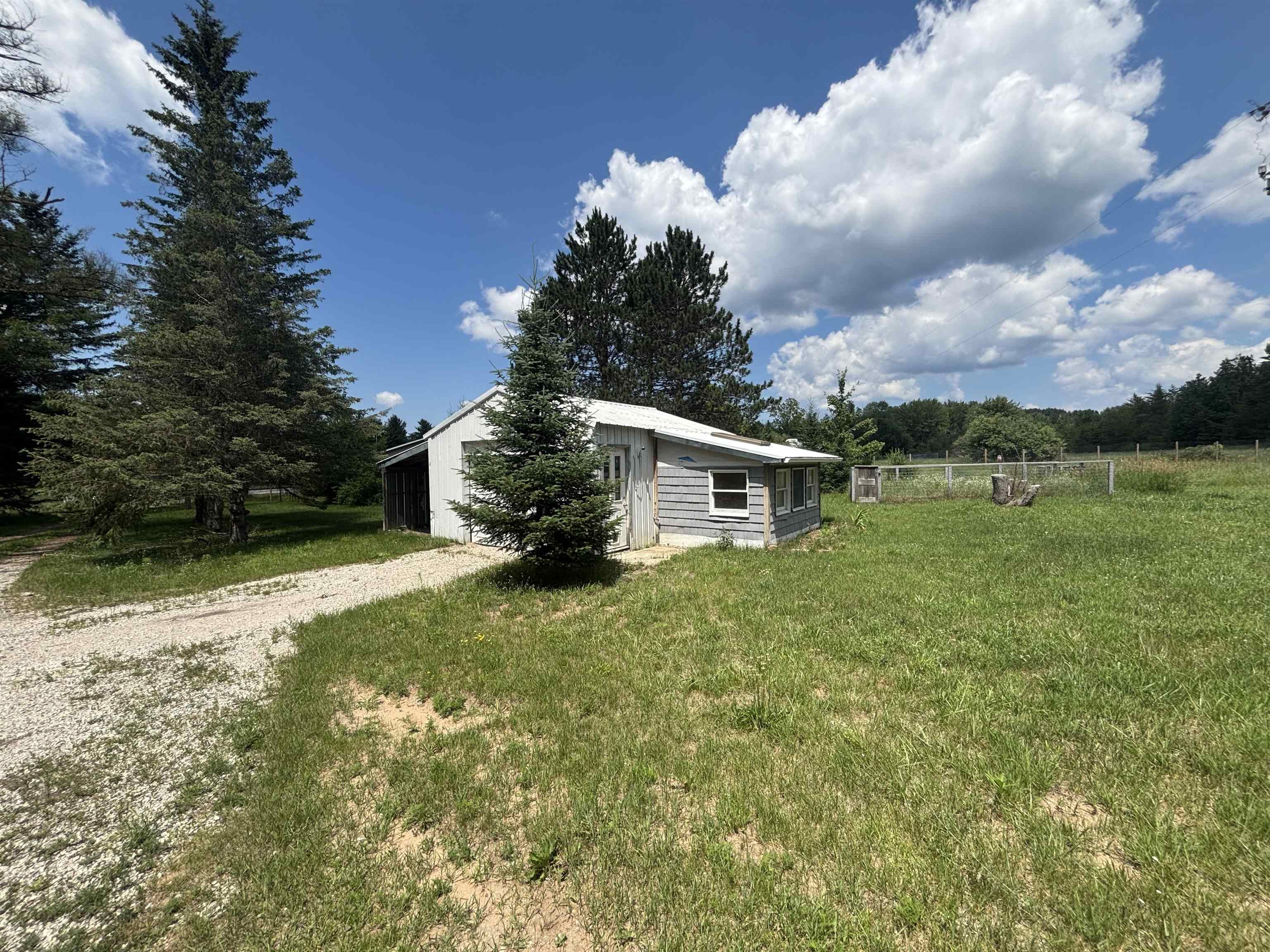 6215 South Garfield Road Kingsley, MI 49649 - Photo 14 of 48 Gallery Image 14