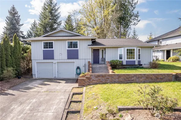 $425,000 | 240 St James Place, Longview, WA 98632