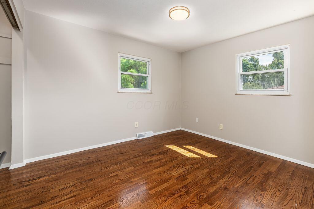 6336 Karl Road Columbus, OH 43229 - Photo 20 of 37 3rd bedroom