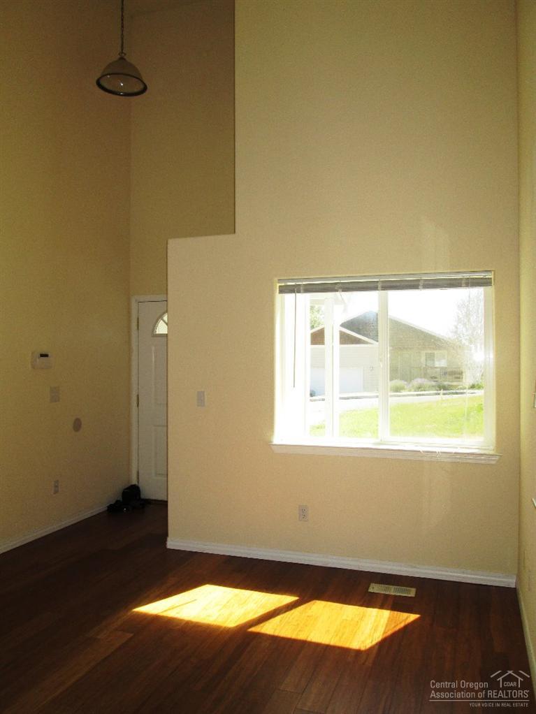 2105 Southwest 36th Street Redmond, OR 97756 - Photo 2 of 19 Additional Photo