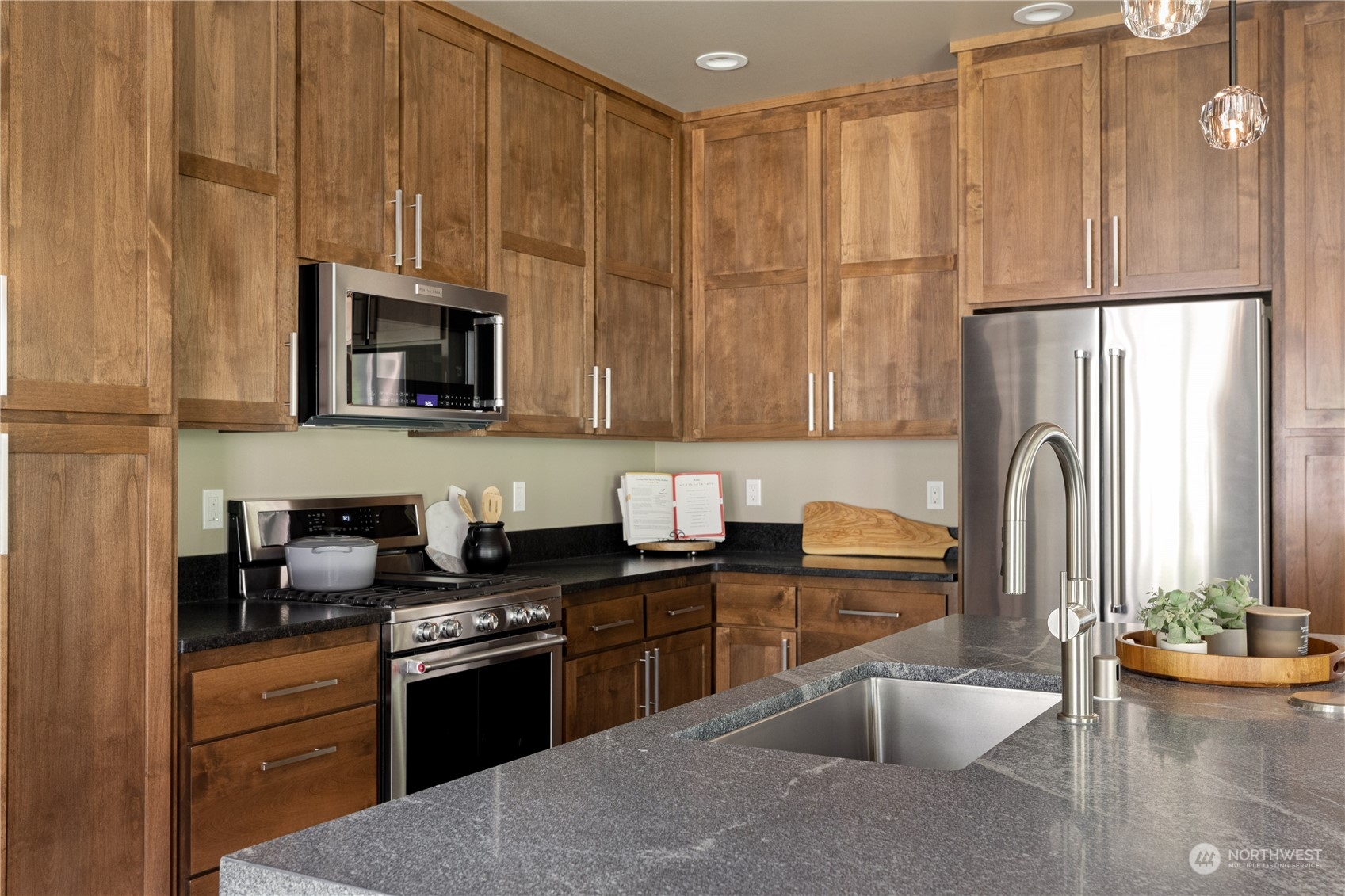 1267 Eagle Ridge Road Oak Harbor, WA 98277 - Photo 13 of 40 Gallery Image 13