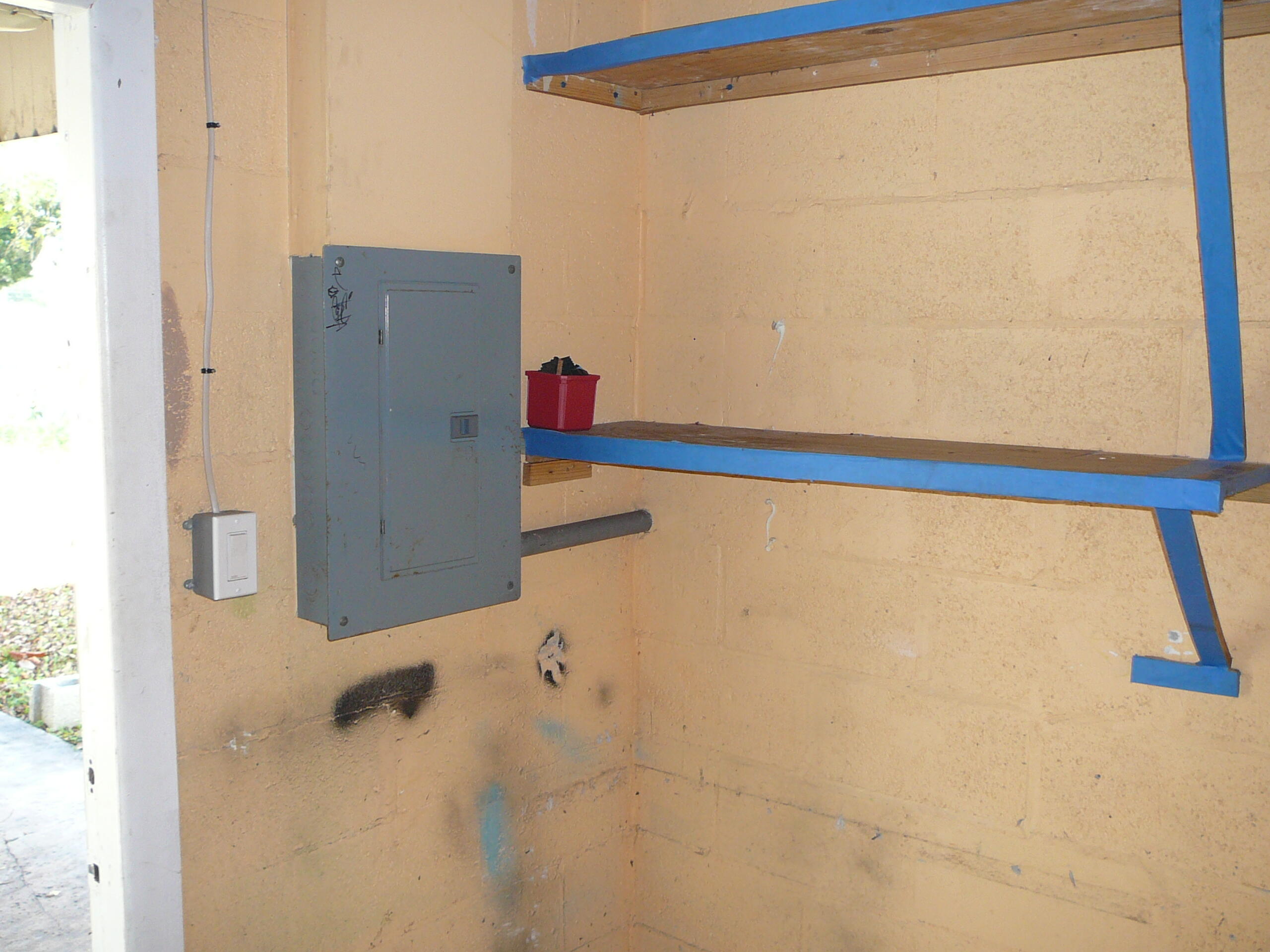 512 South 25th Street Fort Pierce, FL 34950 - Photo 17 of 17 a bathroom with a shower