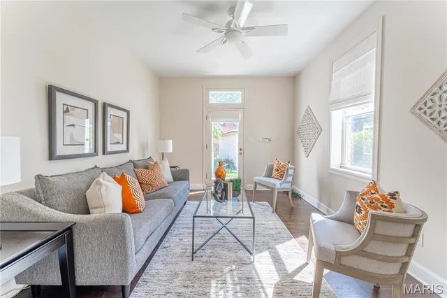 $425,000 | 2906 Lemp Avenue, St. Louis, MO 63118