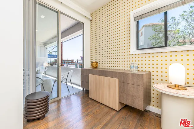 $6,240 | 8911 Cynthia Street, Unit 9, West Hollywood, CA 90069