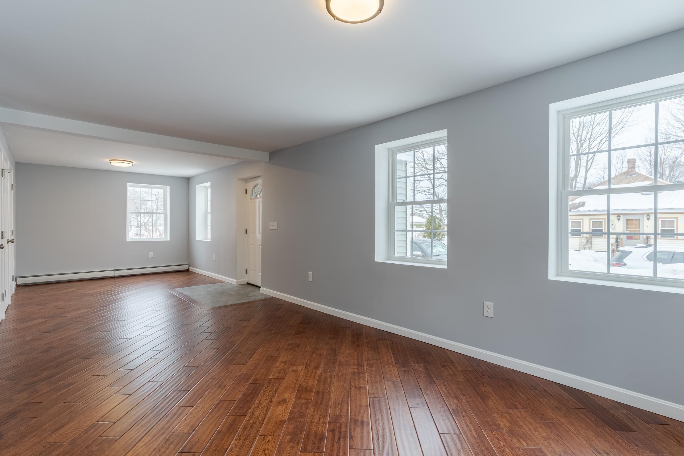 33 Linden Street Rochester, NH 03867 - Photo 8 of 31 Gallery Image 8