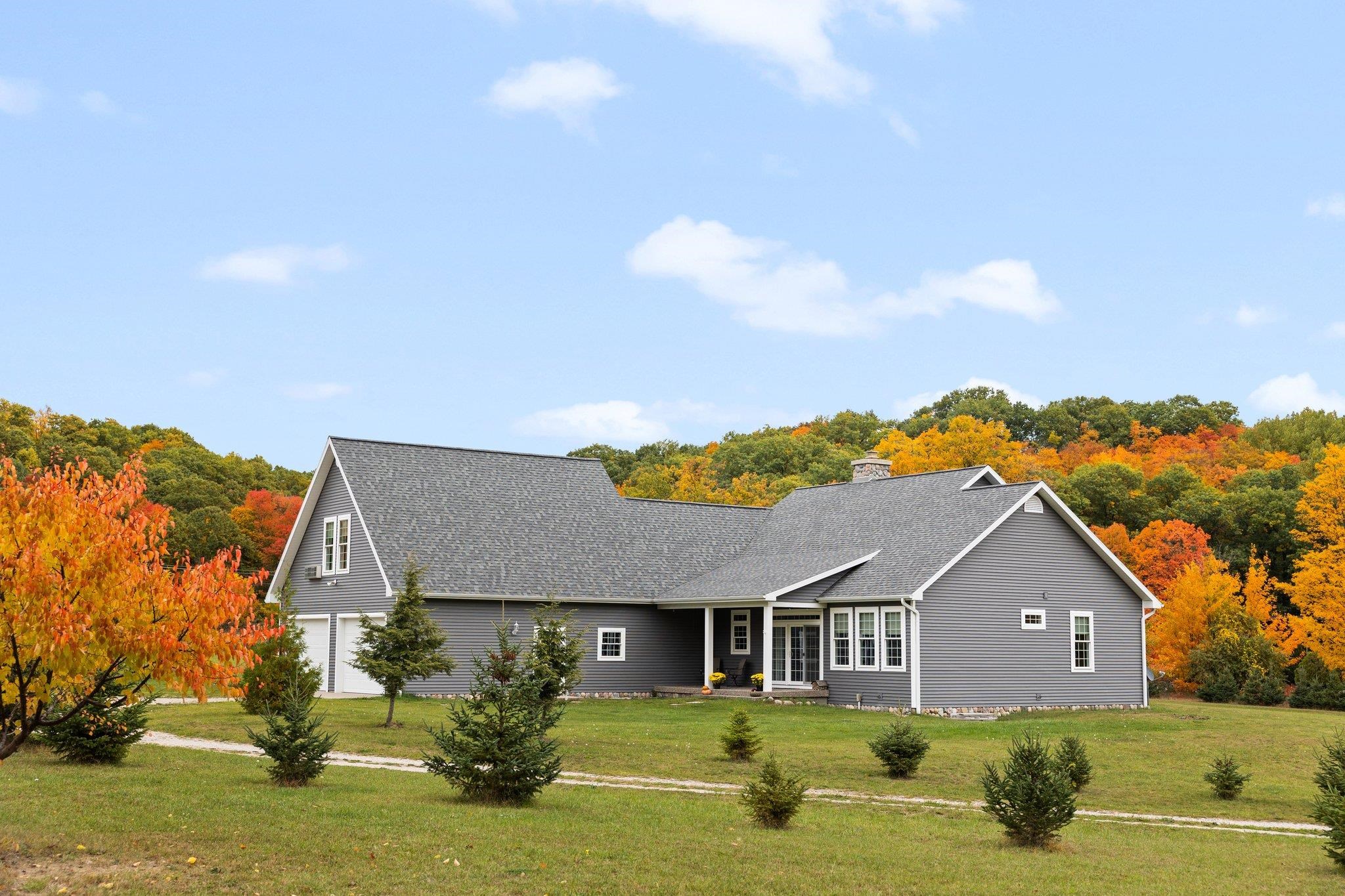 800 South Herman Road Suttons Bay, MI 49682 - Photo 3 of 82