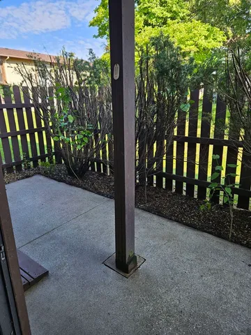 $99,500 | 4128 192nd Court, Unit 4128, Country Club Hills, IL 60478