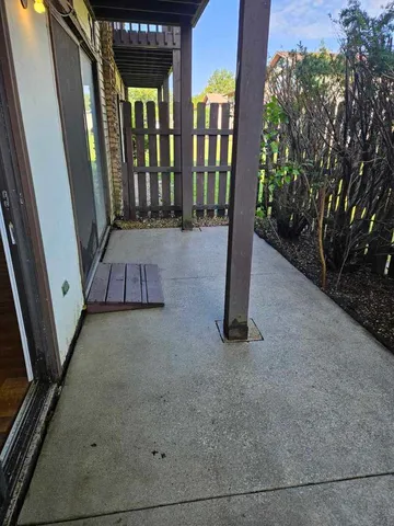 $99,500 | 4128 192nd Court, Unit 4128, Country Club Hills, IL 60478