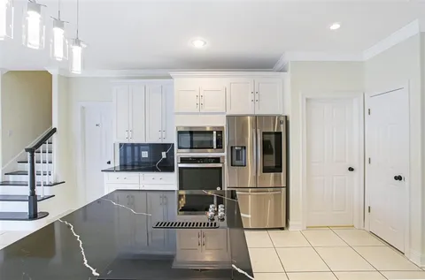 $645,000 | 4111 Maid Stone Drive, Lake Charles, LA 70605