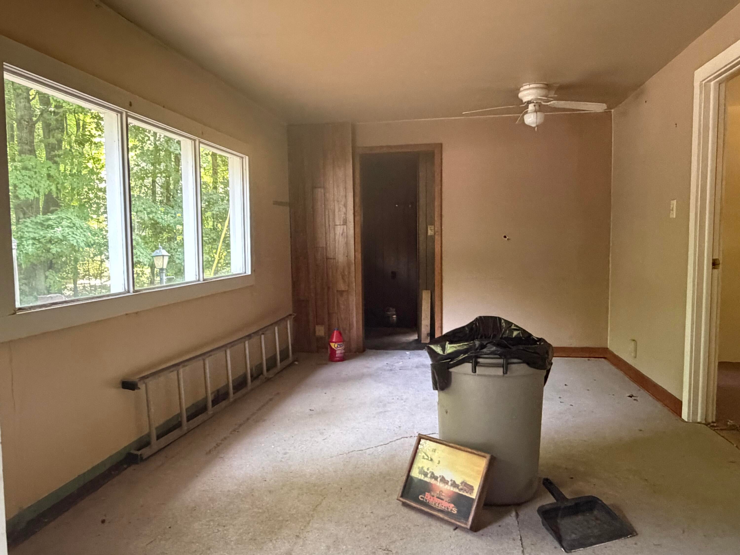 13701 West Lakeview Road Brimley, MI 49715 - Photo 15 of 27 Gallery Image 15