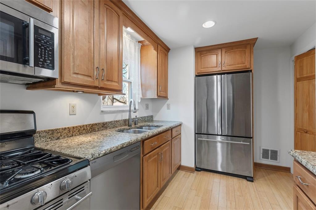 8201 Peebles Road Pittsburgh, PA 15237 - Photo 11 of 33