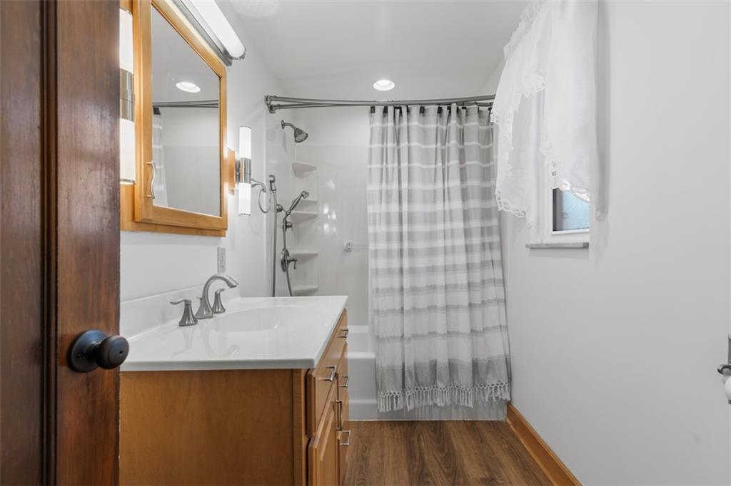 8201 Peebles Road Pittsburgh, PA 15237 - Photo 16 of 33 second floor bathroom