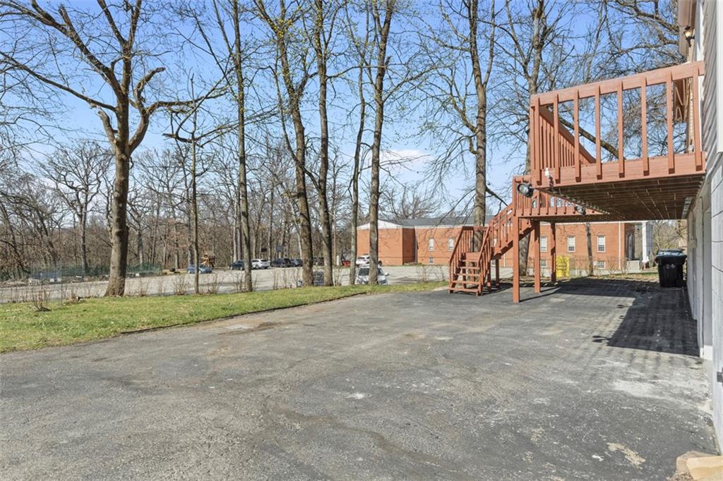 8201 Peebles Road Pittsburgh, PA 15237 - Photo 31 of 33