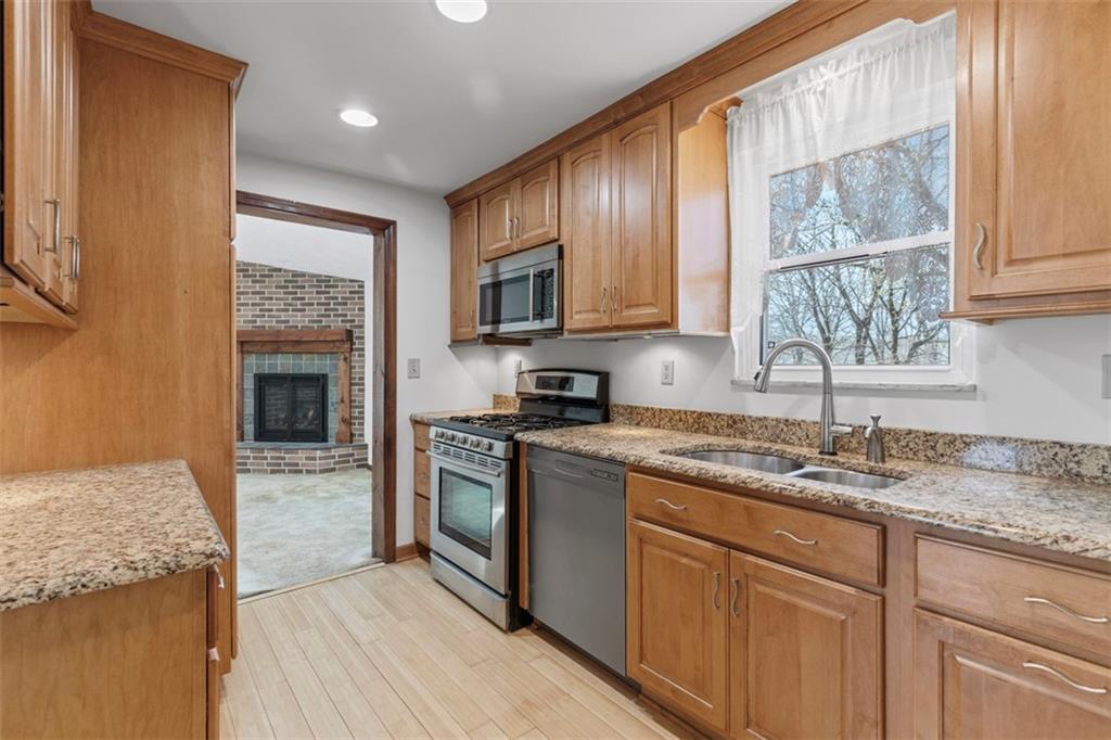 8201 Peebles Road Pittsburgh, PA 15237 - Photo 9 of 33