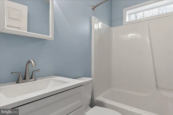 $479,000 | 352 Doe Run Road, Inwood, WV 25428