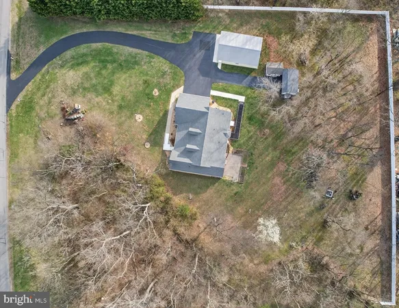 $479,000 | 352 Doe Run Road, Inwood, WV 25428