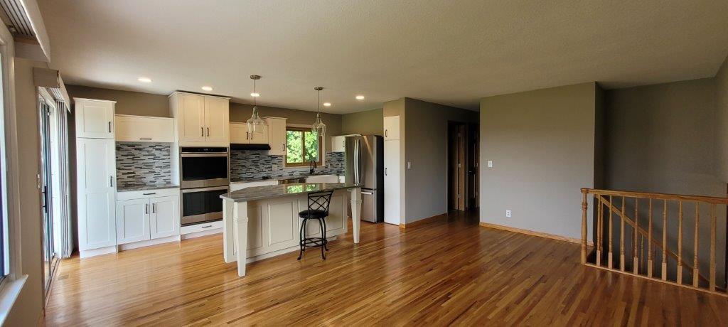 8496 Harkness Road Cottage Grove, MN 55016 - Photo 2 of 9