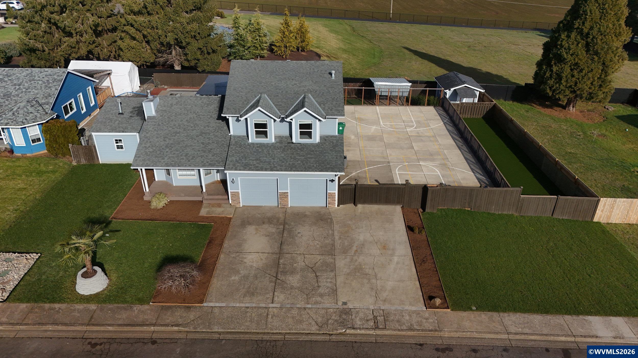 545 Northeast Overlook Way Sublimity, OR 97385 - Photo 4 of 47