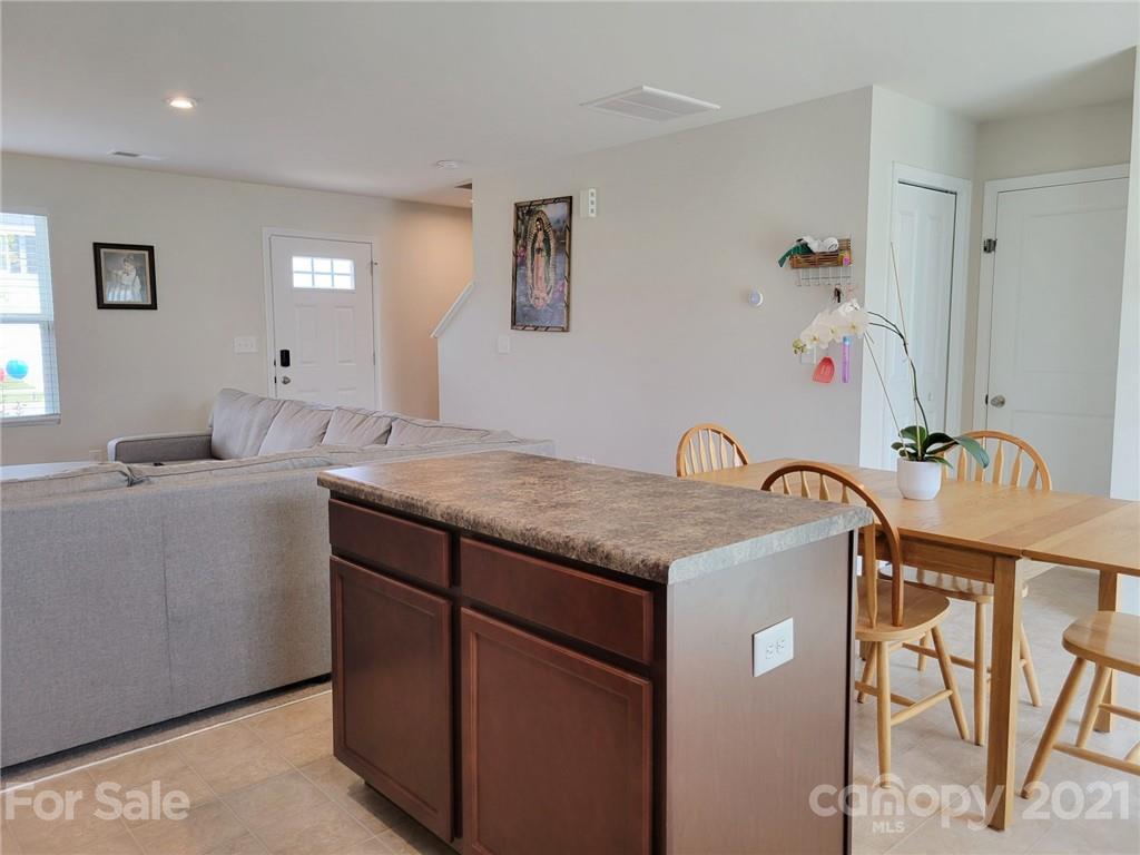 7508 Irwin Road Charlotte, NC 28215 - Photo 4 of 17 Gallery Image 4