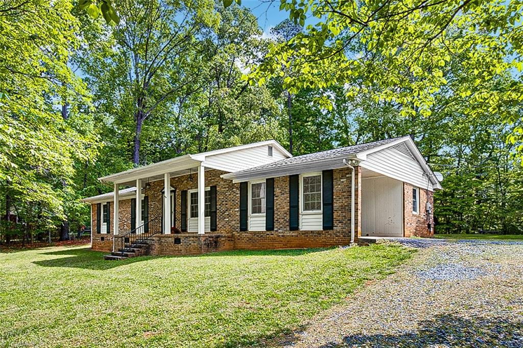 755 Branchwater Road Asheboro, NC 27205 - Photo 3 of 28 Gallery Image 3