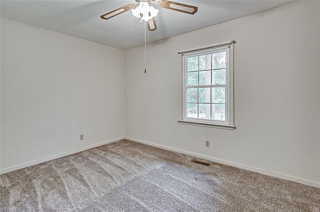 755 Branchwater Road Asheboro, NC 27205 - Photo 8 of 28 Gallery Image 8