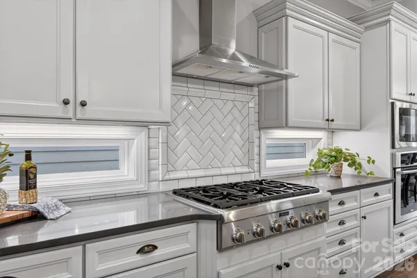 $1,025,000 | 7712 Waverly Walk Avenue, Charlotte, NC 28277