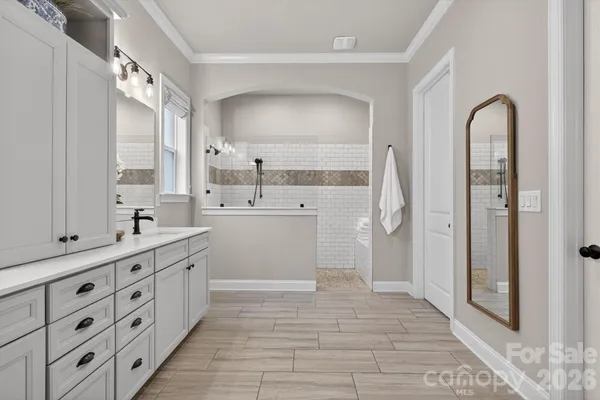 $1,025,000 | 7712 Waverly Walk Avenue, Charlotte, NC 28277