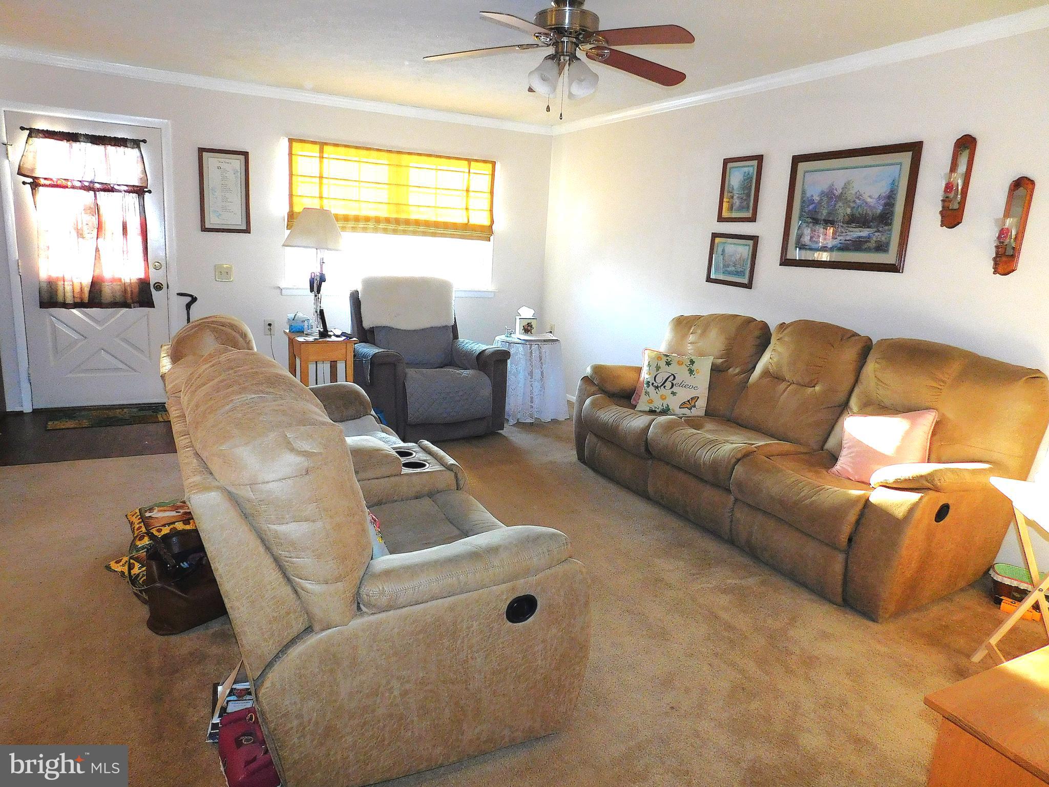 7058 Catalpa Road Frederick, MD 21703 - Photo 3 of 21