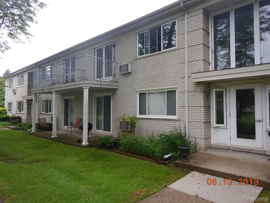 4113 Telegraph Road, Unit F107 Bloomfield Hills, MI 48302 - Photo 2 of 16