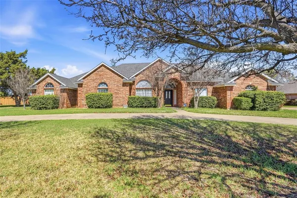 $550,000 | 424 Country Ridge Lane, Red Oak, TX 75154